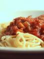 Приготовление спагетти с соусом в домашних условиях
